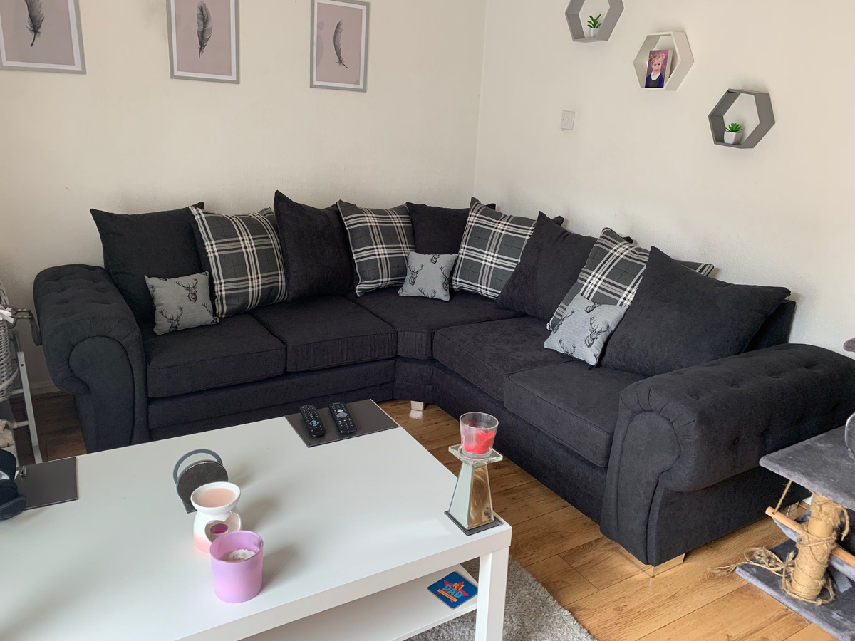 Double discount corner sofa